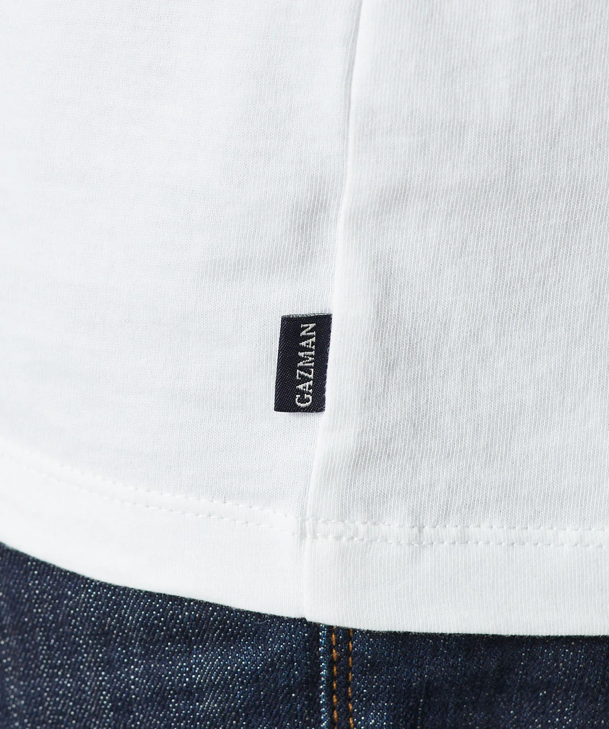 Basic V-Neck T-shirt - White - Image 7